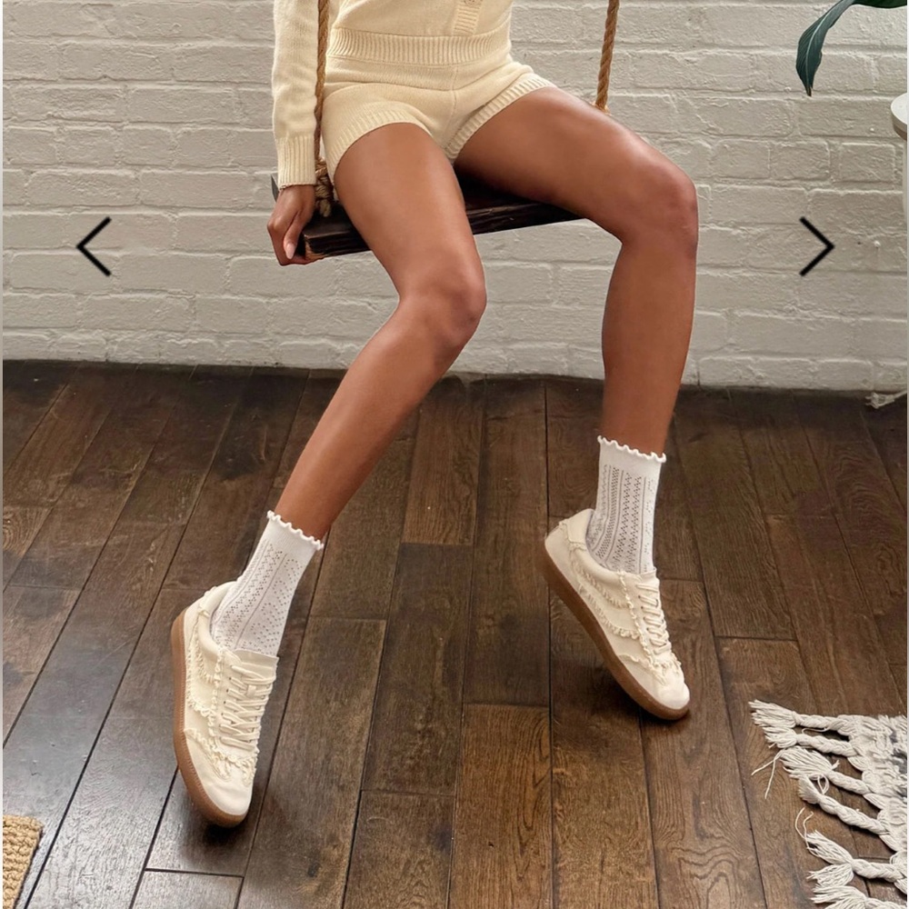 Women's Dolce Vita Notice Lace Ivory Suede Sneakers